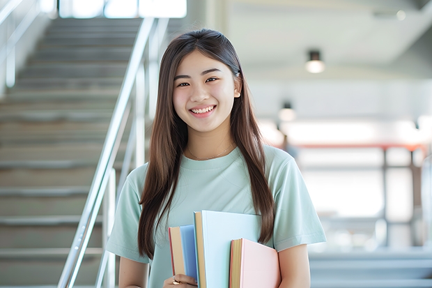 黄夫人毕业于什么学校？